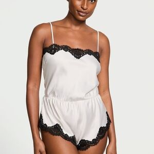 Brand New Elegant White Lace Trim Sleepwear From Victoria Secret